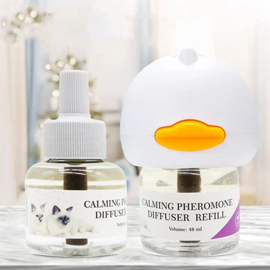 30-Day Calming Pheromone Diffuser Kit for Cats